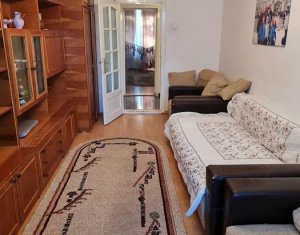 Vând apartament 3 camere, Dambu Rotund
