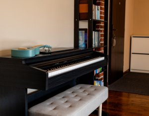 Apartament cu doua camere, mobilat si utilat, parcare inclusa, Floresti