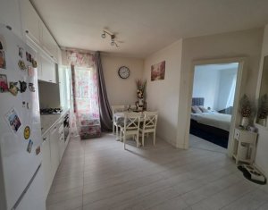 Apartament 2 camere, parcare, strada Florilor