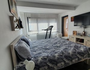 Apartament cu doua camere, ultrafinisat, strada Catanelor