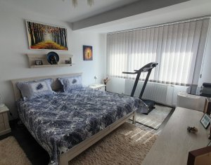 Apartament cu doua camere, ultrafinisat, strada Catanelor