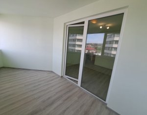 Apartament cu 3 camere, zona Vivo, Floresti