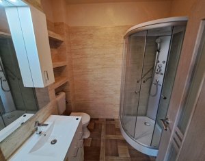 Apartament cu 3 camere, zona Vivo, Floresti