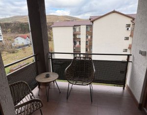 Apartament cu 3 camere, finisat, zona Tineretului