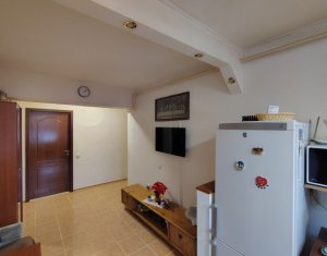 Apartament cu doua dormitoare, zona Florilor, Floresti