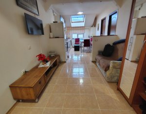 Apartament cu doua dormitoare, zona Florilor, Floresti