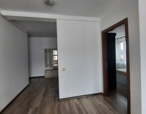 Apartament 2 camere, decomandat, parcare, Floresti