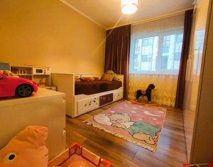 Apartament 3 camere, decomandat, mobilat zona Apahida