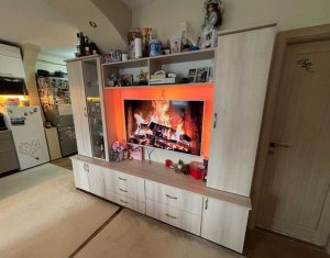 Apartament cu 3 camere la etajul 1 cu parcare in Floresti