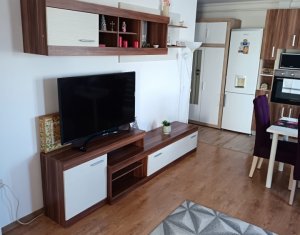 Apartament 3 camere , etaj intermediar, parcare, Floresti , zona Terra