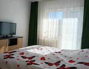Apartament 3 camere , etaj intermediar, parcare, Floresti , zona Terra