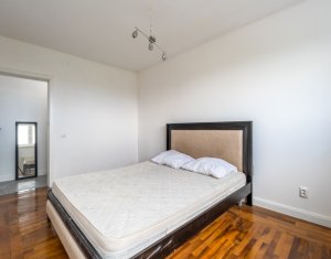 EXCLUSIV 2 camere decomandate, terasă de 60 mp, garaj inclus