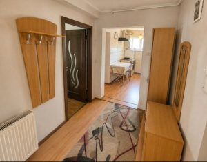 De vanzare apartament cu 2 camere str Bucium