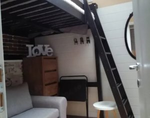 Apartament de vânzare în zonă centrală