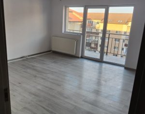 Vanzare apartament 1 camere in Floresti