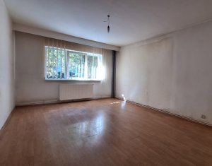 Vanzare apartament 3 camere in Cluj-napoca, zona Zorilor